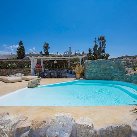 Tatiana Villa & Apartments Klouvas Bagian luar foto