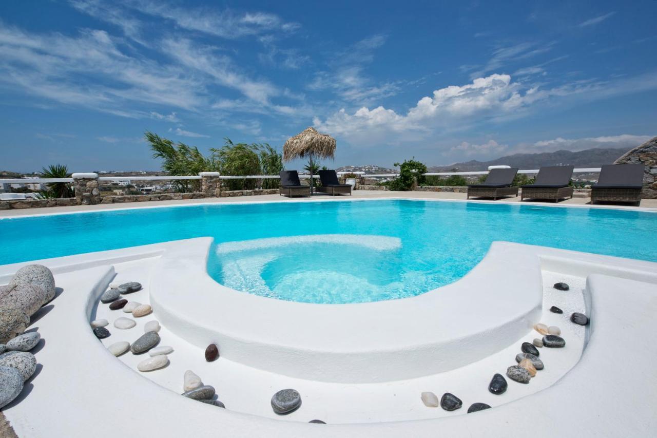 Tatiana Villa & Apartments Klouvas Bagian luar foto