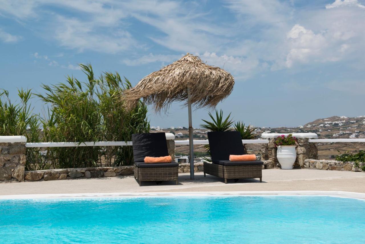 Tatiana Villa & Apartments Klouvas Bagian luar foto