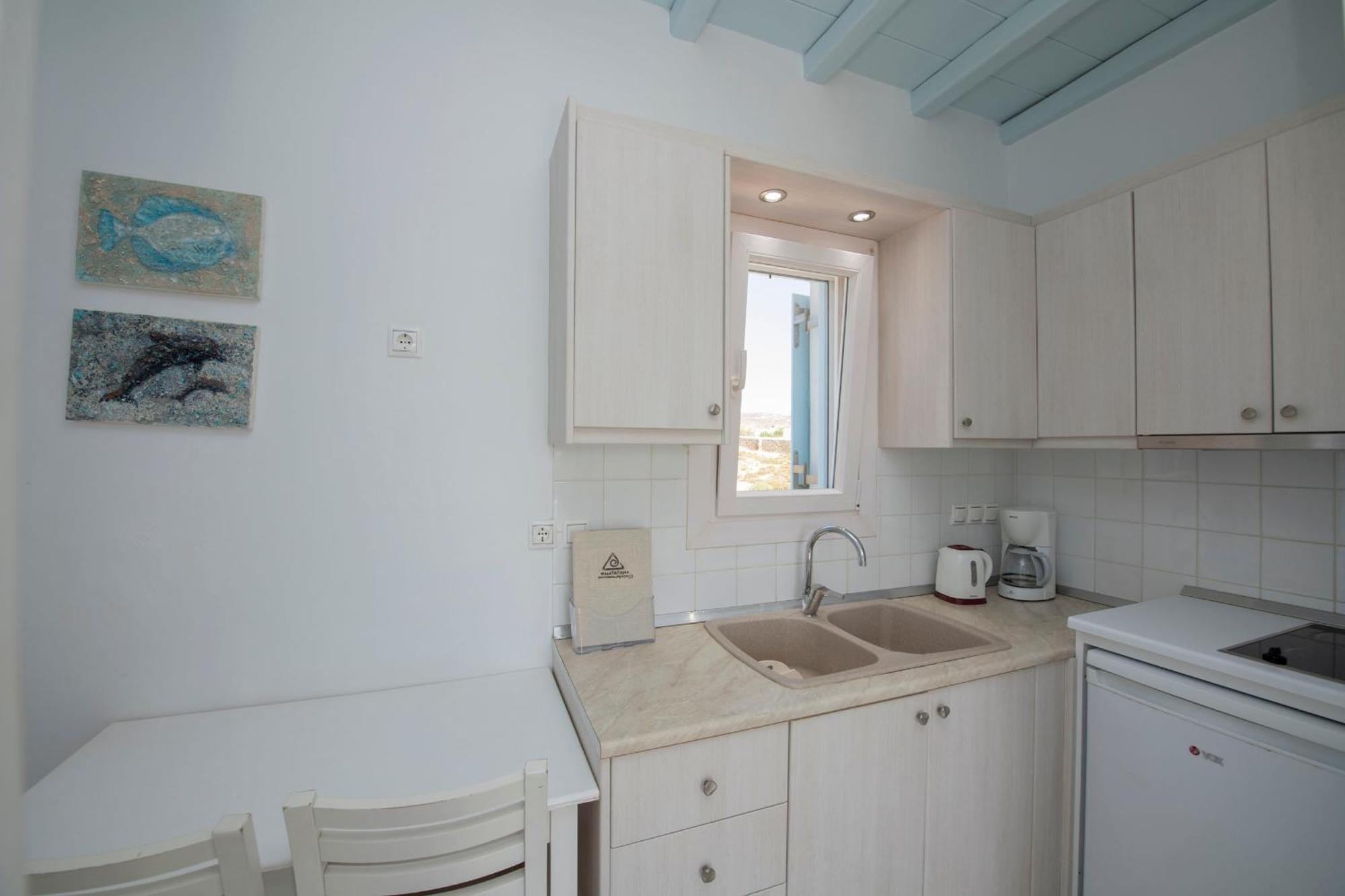 Tatiana Villa & Apartments Klouvas Bagian luar foto